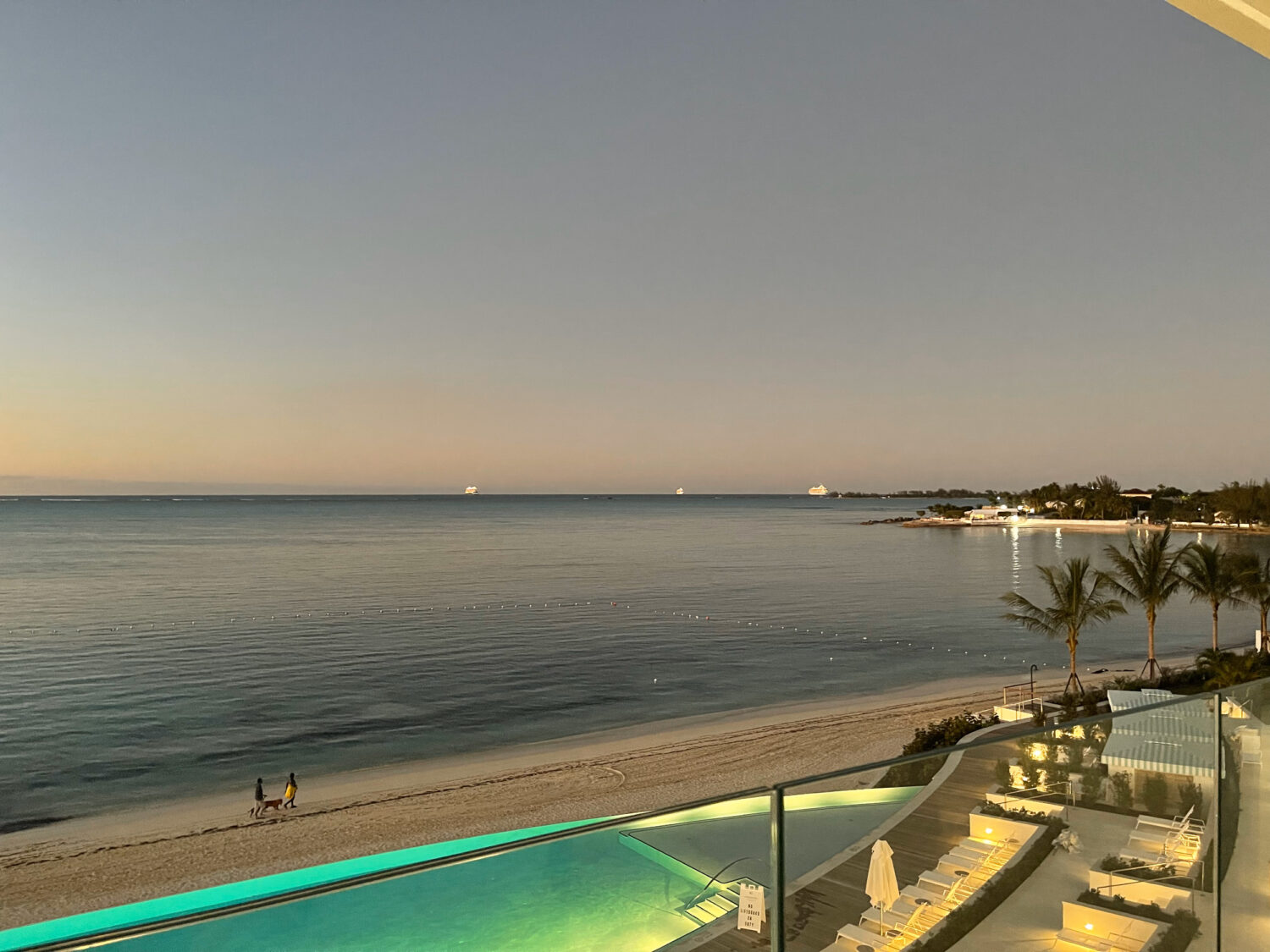 The Bahamas, best countries for Canadians to move to